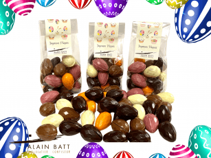 Petits oeufs de Pâques pralinés