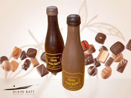Bouteille en chocolat garnie de chocolats - ref-1767N - Sujet chocolat noir